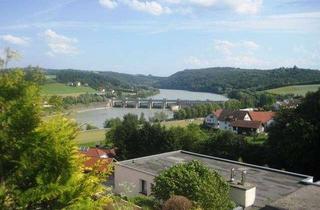 Wohnung mieten in 94032 Passau, Wohnen auf zwei Ebenen mit zwei Dachterrassen und Panoramablick!
