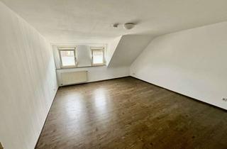 Wohnung mieten in Rottstraße 85, 67061 Süd, 3-Zimmer-Dachgeschosswohnung mit Tageslichtbad & Einbauküche
