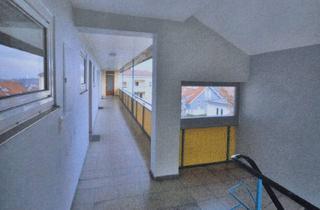 Wohnung mieten in 74172 Neckarsulm, Geschmackvolle, sanierte 2-Zimmer-Wohnung mit Balkon und EBK in Neckarsulm