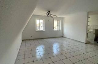 Wohnung mieten in 71229 Leonberg, Exklusive 4-Zimmer-Maisonette-Wohnung mit Einbauküche in Leonberg