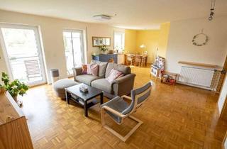 Wohnung mieten in Ludwigstraße 35, 93093 Donaustauf, Sehr schöne 3-Zimmer-Wohnung mit grandioser Aussicht inklusive Terrasse, Garten und Garage