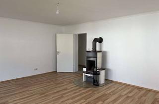 Wohnung mieten in 65232 Taunusstein, Renovierte Wohnung mit 4 Zimmern, Kamin, Terrasse, Garten und EBK