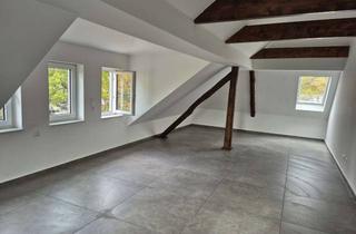 Wohnung mieten in Vor Dem Celler Tor 97, 31303 Burgdorf, Helle 2-Zimmer Dachgeschosswohnung in Burgdorf