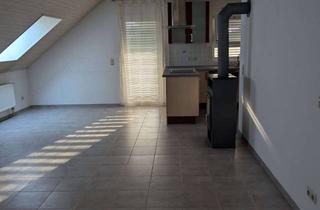 Wohnung mieten in Hauptstraße 131, 72186 Empfingen, Charmante 3,5-Zimmer Dachgeschosswohnung in Empfingen