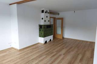 Wohnung mieten in 92331 Parsberg, Helle innenstadtnahe Erdgeschoßwohnung mit Balkon in Parsberg