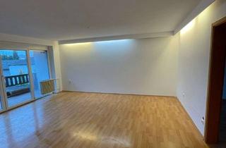 Wohnung mieten in Bahnhofstraße 40, 84076 Pfeffenhausen, HELLE 4 ZIMMER WOHNUNG + KÜCHE UND BALKON m.Garten in Pfeffenhausen