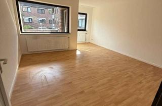 Sozialwohnungen mieten in Steinmetzstr. 109, 41061 Mönchengladbach, Frisch renovierte 2-Zimmer-Wohnung *WBS erforderlich*