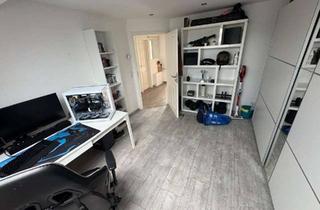 Wohnung mieten in Thomastraße, 42719 Wald, 3 Zimmer Dachgeschosswohnung