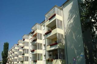 Wohnung mieten in Zabelstraße 12, 07545 Gera, 4-Raum-Wohnung im Stadtzentrum mit Badewanne und Balkon