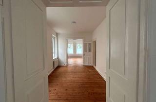 Wohnung mieten in 24937 Friesischer Berg, Sanierte 4-Zimmer-Altbauwohnung in der Stuhrsallee – Westlichen Höhe