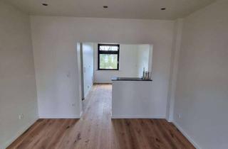 Wohnung mieten in 42659 Burg/Höhscheid, Ihr neues Zuhause: Helle 2-Zimmer-Wohnung mit Garten