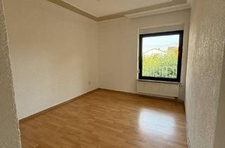 Wohnung mieten in 56412 Görgeshausen, 4-Zimmer-Wohnung mit Balkon und Einbauküche in Görgeshausen