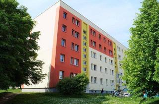 Wohnung mieten in Rosa-Luxemburg-Straße 11, 07381 Pößneck, 3-Raum-Wohnung in Pößneck-Ost