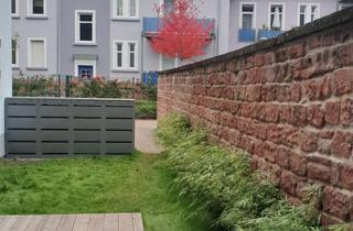 Wohnung mieten in Bismarckstraße 37B 37 B, 67655 Innenstadt, Apartment mit 4 Zimmer, Parkplatz und kleine Terrasse & Garten