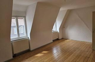 Wohnung mieten in Lammsgasse 15, 90403 Nürnberg, Zentrumsnahe gemütliche 3-Zimmer Dachgeschosswohnung