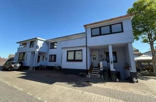 Haus kaufen in 26316 Varel, Leben, wo andere Urlaub machen – Charmantes Vierfamilienhaus im Herzen von Varel