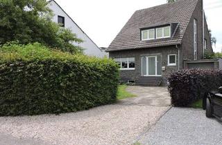 Einfamilienhaus kaufen in 41352 Korschenbroich, Gesuchte Lage - großes Einfamilienhaus