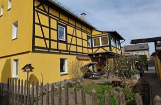 Haus kaufen in 07973 Greiz, Zweifamilienhaus mit 2 abgeschlossenen Wohnungen in zentraler Lage