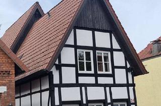 Anlageobjekt in 32469 Petershagen, 3-Familien-Fachwerkhaus mitten in Petershagen