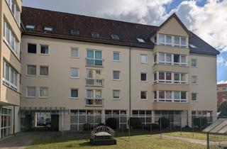 Wohnung kaufen in 17192 Waren, Vermietete Eigentumswohnung mit Entwicklungschance und Tiefgarage