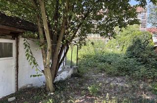 Immobilie kaufen in 90441 Nürnberg, Wohnbaugrundstück für Geschosswohnbau 4-5 Stock oder Doppel,- und Reihenhaus in Schweinau