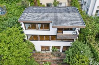 Einfamilienhaus kaufen in 70569 Stuttgart, Familienidyll mit Weitblick–Großzügiges EFH mit weitläufigem Garten in Toplage Vaihingen-Dachswald