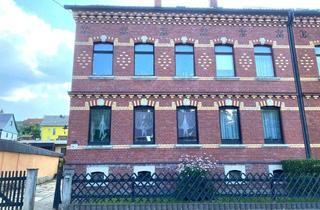 Doppelhaushälfte kaufen in 08468 Heinsdorfergrund, Sanierungsbedürftiges, kleines MFH, Ausbaupotenzial im DG, schönes Grundstück!