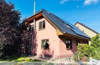 Einfamilienhaus kaufen in 16766 Kremmen, Kremmen - Gepflegtes Einfamilienhaus für die große Familie mit liebevoll angelegtem Garten - Doppelgarage