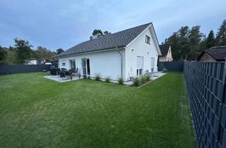 Haus kaufen in 38518 Gifhorn, Gifhorn - Exklusiver Bungalow von 2022 mit Smart-Home-Komfort