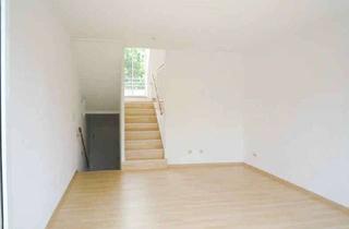 Wohnung kaufen in 22549 Osdorf, Vermietete Maisonettewohnung über vier Ebenen mit Terrasse und Balkon in Hamburg