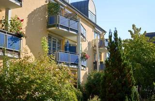 Wohnung kaufen in 12555 Köpenick, Berlin-Köpenick: Bezugsfreie Erdgeschosswohnung mit Terrasse und Stellplatz