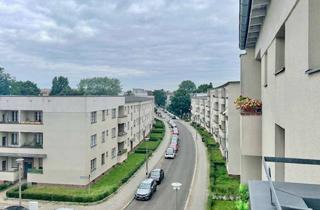 Wohnung kaufen in Zinsgutstraße 67, 12489 Adlershof, Schöne 2-Zimmer-Altbauwohnung mit Balkon nahe WISTA Adlershof