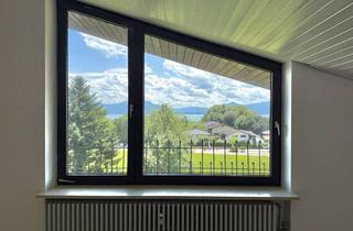 Wohnung kaufen in Am Anger, 83358 Seebruck, Wohntraum mit See- und Bergblick: 3-Zi.-DG-Wohnung am Chiemsee, 5 Min. zum Ufer