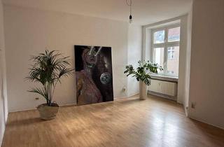 Wohnung kaufen in Mindener Straße, 10589 Charlottenburg, Helle bezugsfreie 1-Zimmer Altbauwohnung in der Nähe vom Schloss Charlottenburg (provisionsfrei)