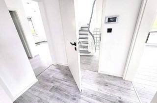 Wohnung kaufen in Obereisesheimerstr. 21, 74078 Neckargartach, Elegante 4-Zimmer-Wohnung mit 25m² Balkon