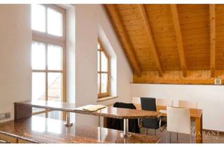 Wohnung kaufen in 82377 Penzberg, Exklusive 2 1/2 Zimmer-Dachgeschoss-Wohnung mit Kaminofen in Penzberg
