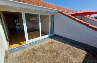 Wohnung kaufen in Feuerbacherstr. 26, 70839 Gerlingen, Helle 2-Zimmer Dachgeschosswohnung in Gerlingen mit Dachterrasse und Garage