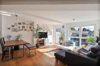 Wohnung kaufen in 10559 Tiergarten, Über den Dächern von Berlin – Luxuriöses Dachgeschoss mit Atrium & Fernblick