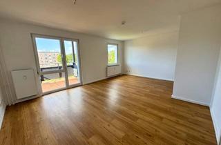 Wohnung mieten in Beelitzer Straße 29B, 14822 Brück, Große 3 Raum Wohnung mit Balkon