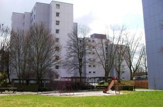 Wohnung mieten in Stauffenbergstraße 30, 70806 Kornwestheim, Schöne Wohnung in ruhiger Lage!