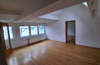 Wohnung mieten in Ostpromenade 106, 52525 Heinsberg, Helle Dachgeschosswohnung mit zwei Zimmern im Herzen von Heinsberg