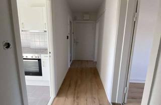 Wohnung mieten in 21481 Lauenburg, frisch renovierte zwei Zimmerwohnung im 1. Obergeschoss mit EBK