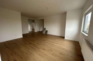 Wohnung mieten in Tivolistraße 105-107, 52349 Düren, Erstbezug nach Renovierung! Großzügige 4-Zimmer-Wohnung mit Balkon & viel Stauraum!