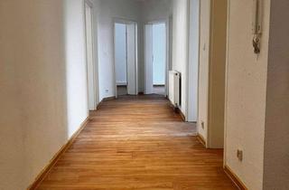 Wohnung mieten in Röpziger 16, 06110 Halle, Helle 4-Zimmer-Altbauwohnung im 2. OG