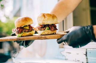 Immobilie mieten in 84030 Ergolding, Top-Lage für mobilen Handel an stark frequentierter Kreuzung in Landshut