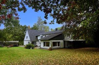 Haus kaufen in 59192 Bergkamen, Doppelt Zuhause – Zweifamilienhaus mit eigenem Wald