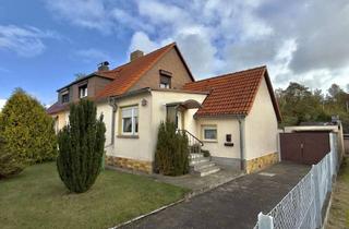 Doppelhaushälfte kaufen in 06116 Kanena-Bruckdorf, Charmante - Sanierungsbedürftige Doppelhaushälfte mit Garten und perfekter S-Bahn-Anbindung in Halle