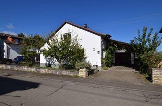 Einfamilienhaus kaufen in Am Eckrain 18, 78554 Aldingen, Einfamilienhaus mit 8 Zimmern mit excellenter Bausubstanz - betagt aber mit viel Potenzial