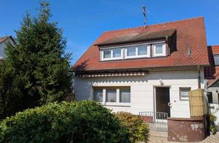 Haus kaufen in 76185 Karlsruhe, *** Seltene Gelegenheit: Attraktives Baugrundstück in Karlsruhe-GRÜNWINKEL mit bestehendem alten Wohnhaus ***