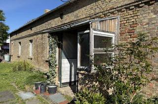 Haus kaufen in 17291 Oberuckersee, Haus im Dornröschenschlaf unweit See in der hübschen Uckermark